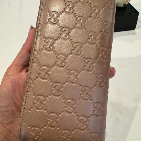 Authentic Gucci patent Guccisima zippy wallet - Picture 13 of 13